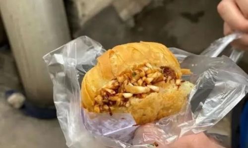 A Taste of Anshun:Exploring the Citys Beloved Specialty Snacks and Their Cultural Significance