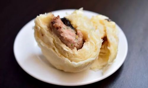 A Taste of Anshun:Exploring the Citys Beloved Specialty Snacks and Their Cultural Significance