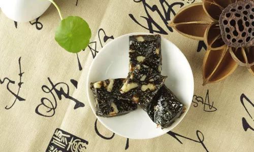 Maximizing Absorption:The Optimal Ways to Consume Donkey-Hide Gelatin Ejiao)