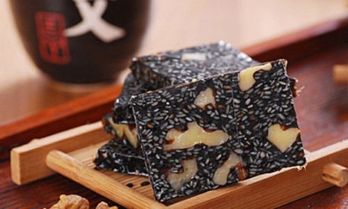 The Core Ingredient:Donkey-Hide Gelatin