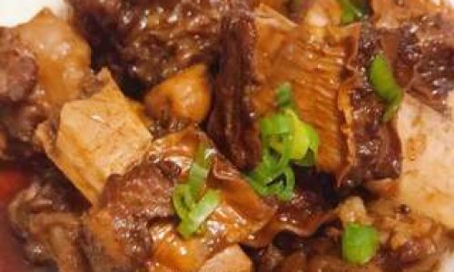 How to Make Fragrant Fruit-Infused Beef Ribs