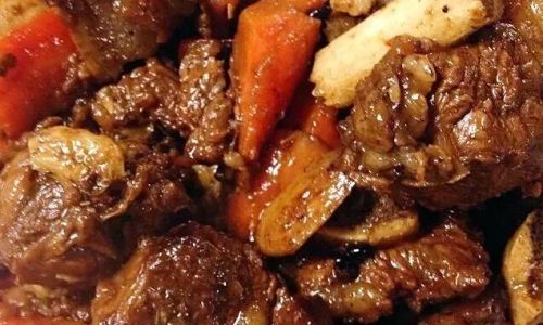 How to Make Fragrant Fruit-Infused Beef Ribs