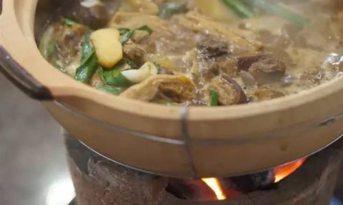 Mastering the Art of Making a Delicious Cantonese Goat Meat Stew