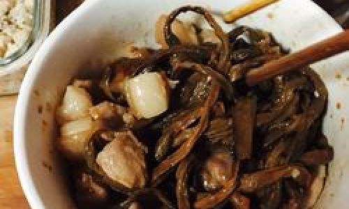 How to Make Steamed Pork with Dried Green Beans:A Culinary Delight