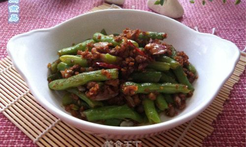 Mastering the Art of Making Dry-Fried Green Beans