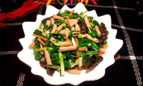 How to Stir-Fry Phoenix Tail Mushrooms with Leeks:A Culinary Delight