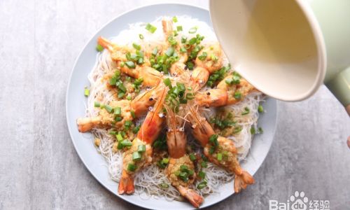 Mastering the Art of Steamed Shrimp with Garlic Sauce:A Culinary Guide
