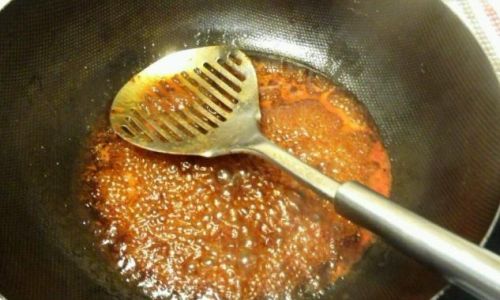 How to Make a Delicious Tomato Vinegar and Sugar Sauce