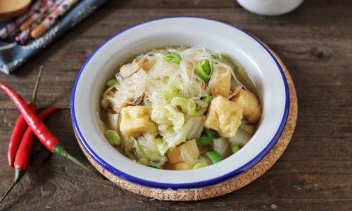 How to Make Hearty Stewed Vegetables with Oil Tofu