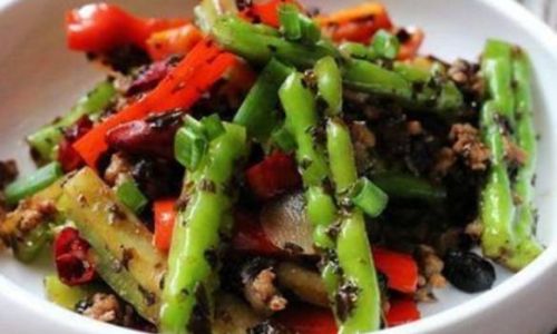 How to Make Fermented Black Bean and Green Pepper Potato Slices