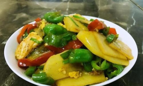 How to Make Fermented Black Bean and Green Pepper Potato Slices