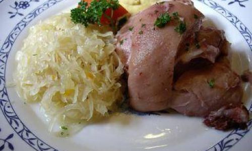 How to Make Authentic German Sauerkraut and Pork Knuckle Stew