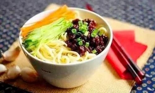 Mastering the Art of Making the Perfect Lu Sauce for Danglu Noodles