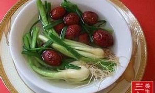 How to Make a Delicious Scallion White and Red Date Soup