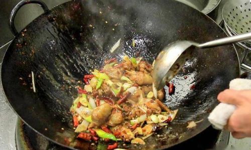 How to Make Authentic Sichuan-Style Dry Pot Chicken