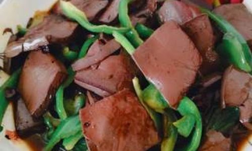How to Cook Stir-Fried Pigs Blood:A Culinary Guide