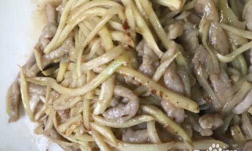 Mastering the Art of Stir-Frying Pork Slices:A Comprehensive Guide