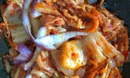 How to Make Stir-Fried Spicy Napa Cabbage Shreds