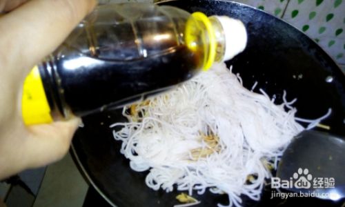 How to Make Stir-Fried Jiangxi Rice Noodles:A Culinary Delight