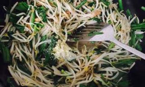 Mastering the Art of Stir-Frying Bean Sprouts:A Comprehensive Guide