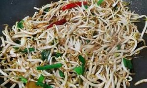 Mastering the Art of Stir-Frying Bean Sprouts:A Comprehensive Guide