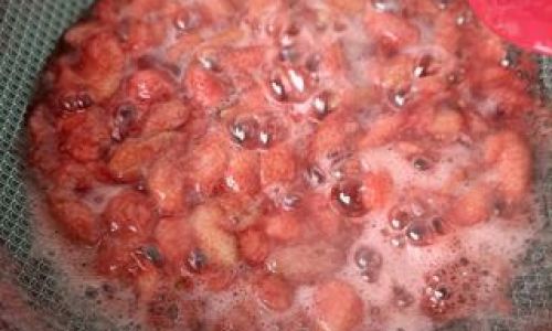 How to Make Authentic Strawberry Ice Cream:The Ultimate Recipe