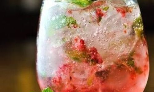 How to Make Chilled Strawberry Lily Dessert