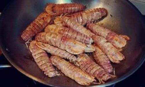 Mastering the Art of Stir-Frying Spicy Crawfish:A Comprehensive Guide