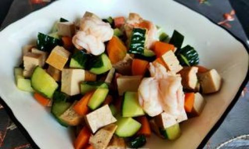 How to Make Stir-Fried Three-Ingredient Dice Ban Sanding)