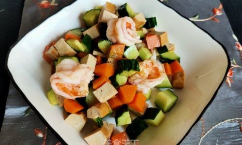 How to Make Stir-Fried Three-Ingredient Dice Ban Sanding)