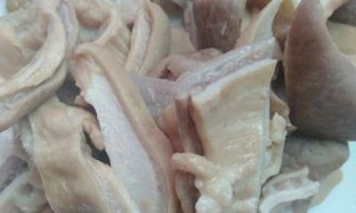 How to Make White Oil Pork Belly Strips:A Culinary Delight
