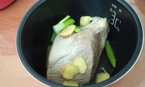 Mastering the Art of Making Braised Pork Strips