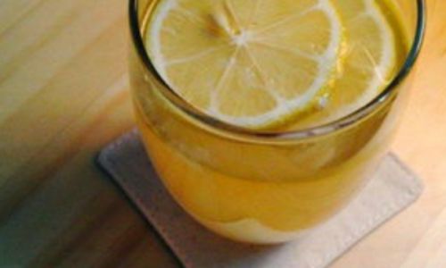 How to Make Your Own Honey Lemon at Home