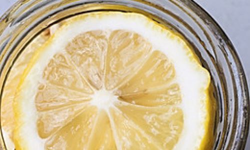 How to Make Your Own Honey Lemon at Home