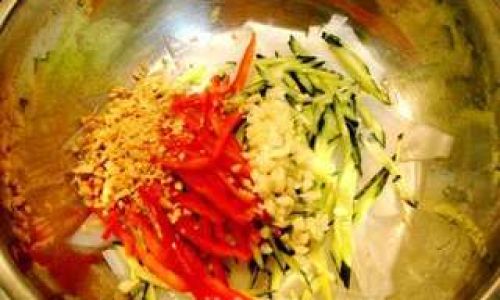 How to Make Homemade Rice Noodles:A Comprehensive Guide