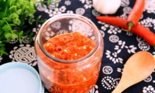 How to Make Your Own Chili Sauce:A Comprehensive Guide