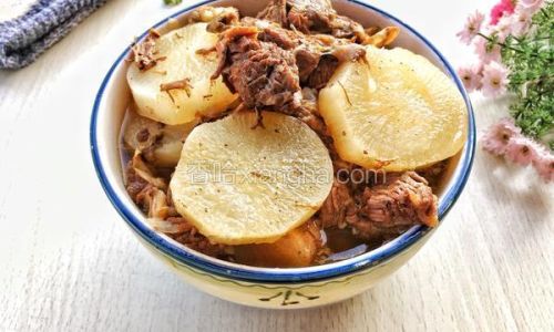 Mastering the Art of Homemade Daikon and Pork Stew