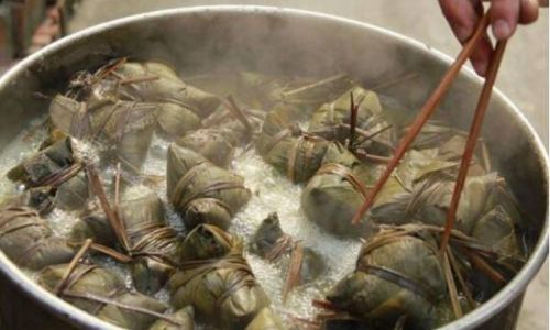 How to Cook Zongzi:A Step-by-Step Guide to Perfecting Traditional Chinese Dumplings