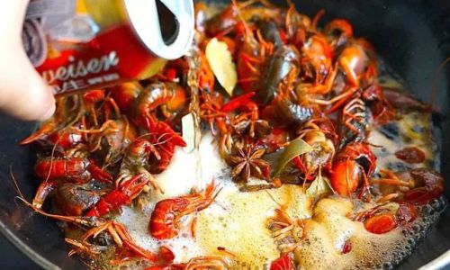 Mastering the Art of Boiling Crayfish:A Comprehensive Guide