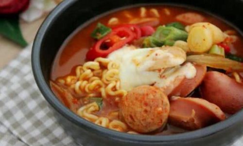 How to Cook Instant Noodles in the Healthiest Way