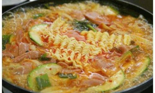 How to Cook Instant Noodles in the Healthiest Way