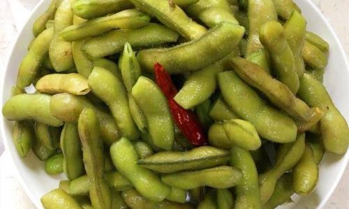 How to Cook Edamame Without Turning Them Yellow