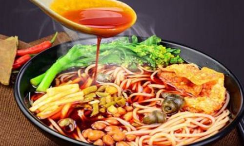 The Art of Perfecting Luosifen:A Comprehensive Guide to Cooking Authentic Snail Rice Noodles