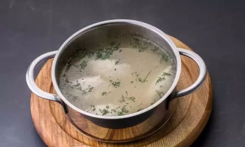 Mastering the Art of Making Stock:A Comprehensive Guide