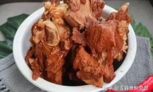 Mastering the Art of Cooking Delicious Pig Bones