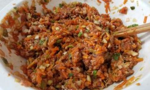 How to Craft a Delicious Mutton and Scallion Filling