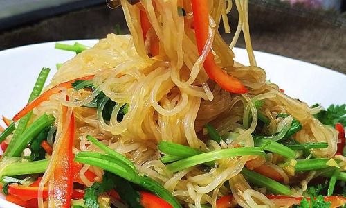 How to Make Delicious Coriander Noodles