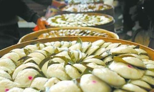 How to Craft Delicious Glutinous Rice Cakes He)