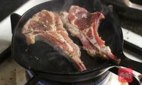How to Cook Pan-Seared Lamb Chops:A Step-by-Step Culinary Guide