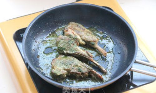 How to Cook Pan-Seared Lamb Chops:A Step-by-Step Culinary Guide